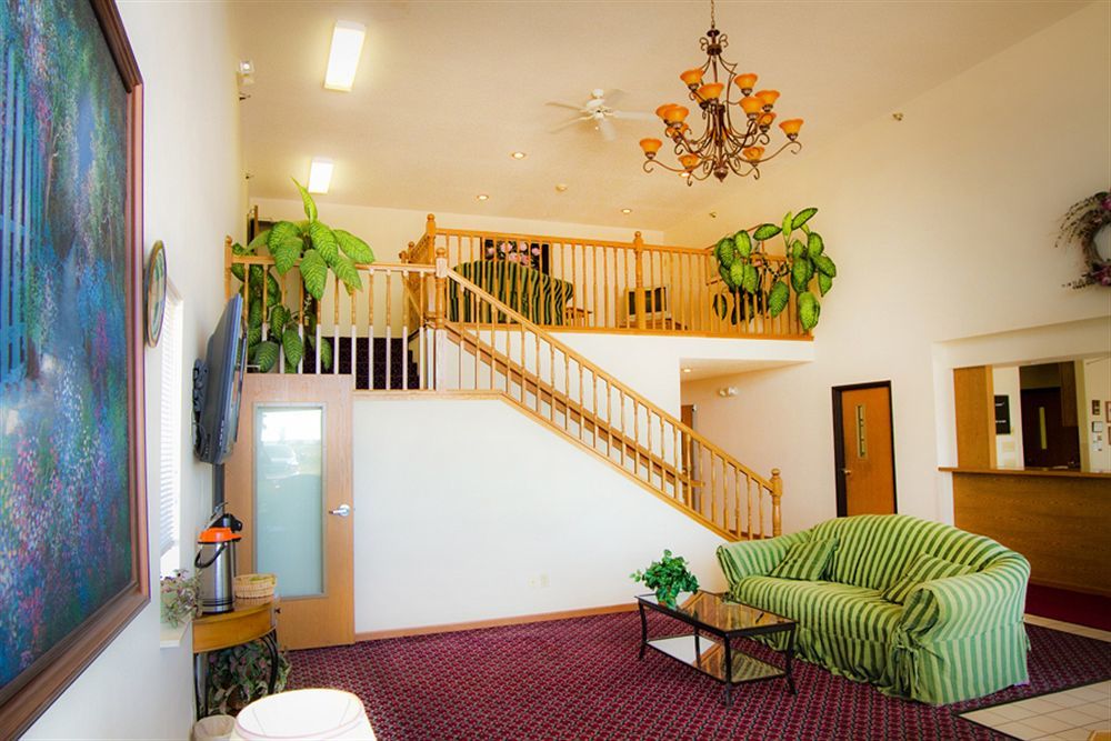 Alliance Hotel&Suites Esterno foto